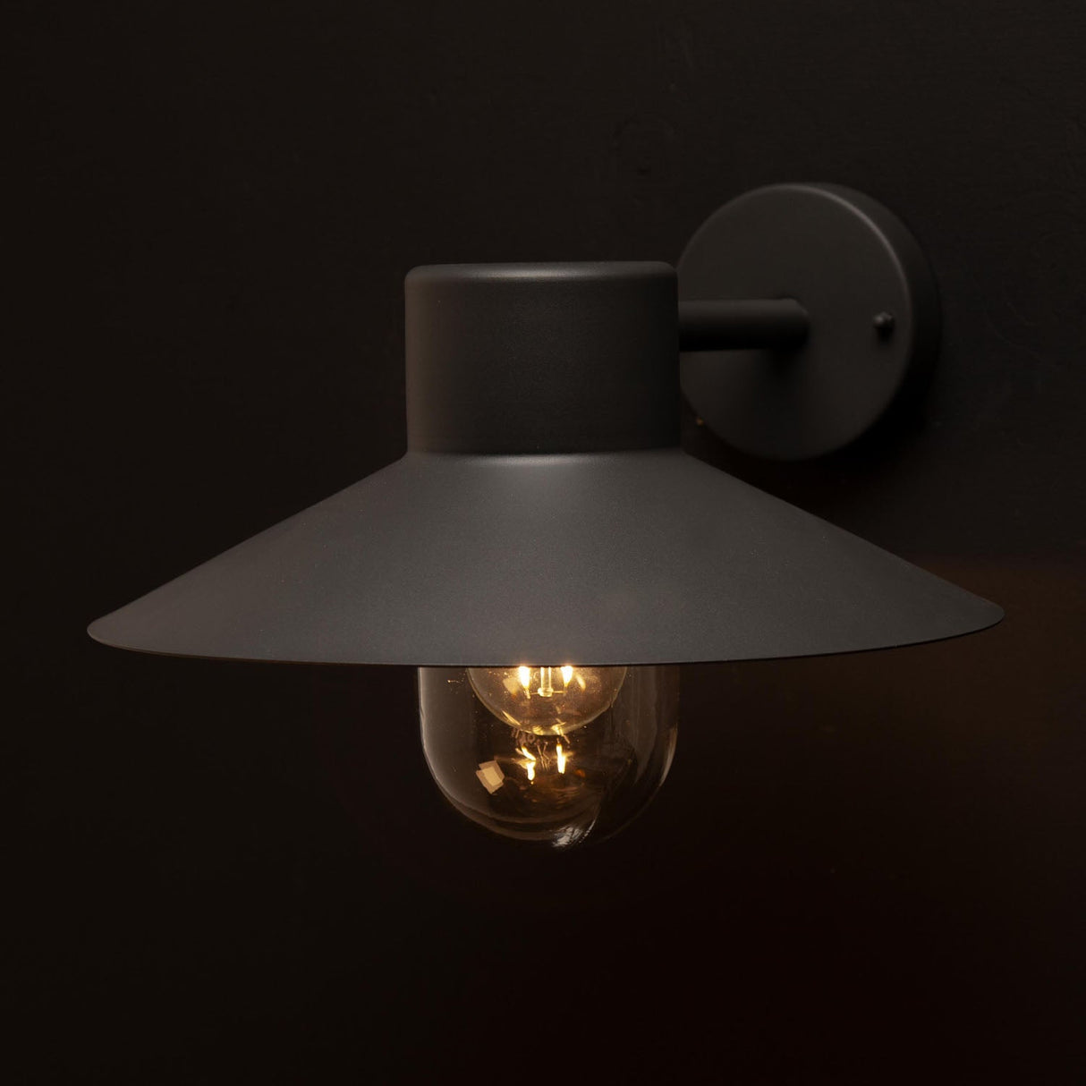 Llitt Victor Väggarmatur E27-Sockel Ip44 Antracit