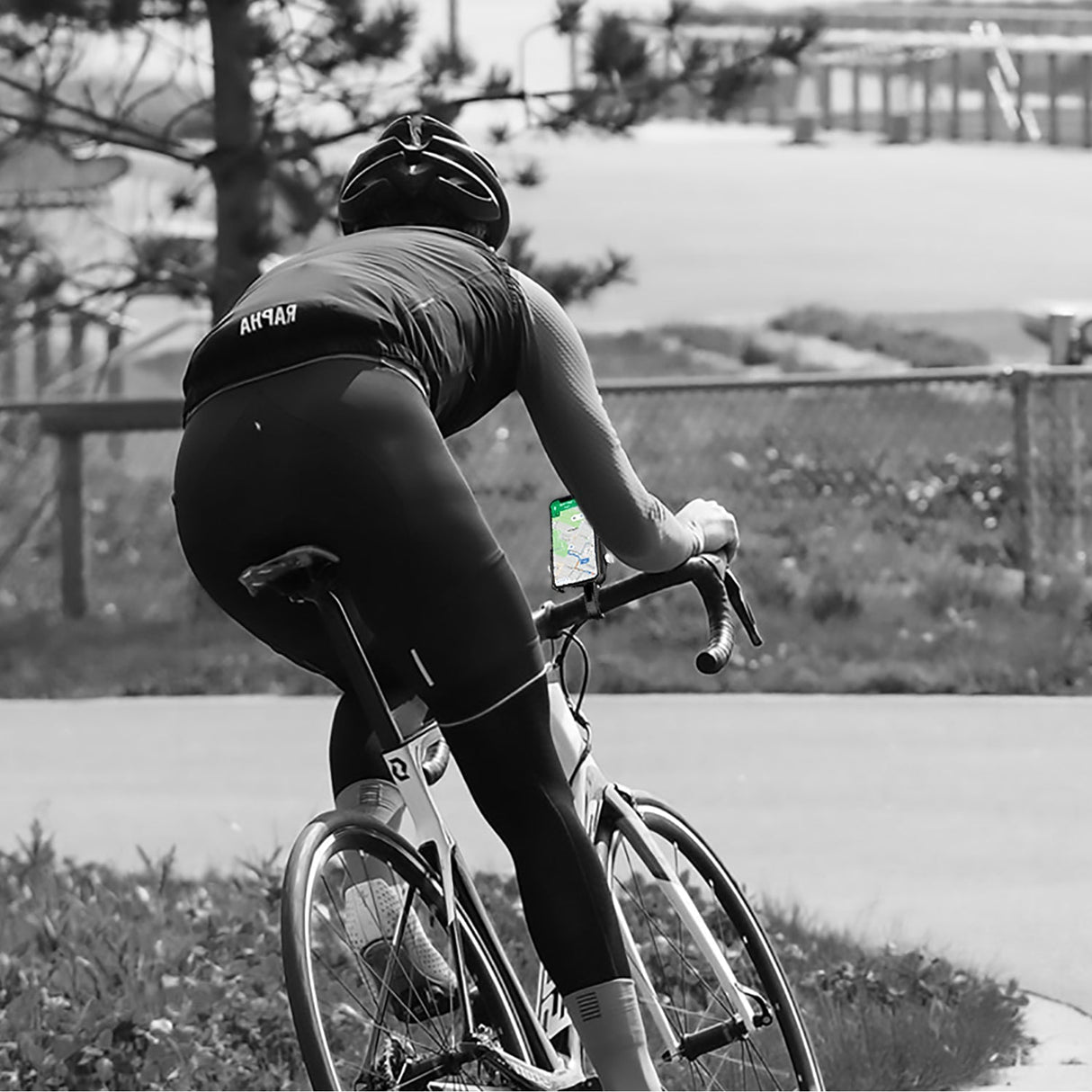 Celly Mobilhållare av metall för cykel