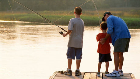 Barn och familj i fokus: Lek, fiske och säkerhet för aktiva ute minnen