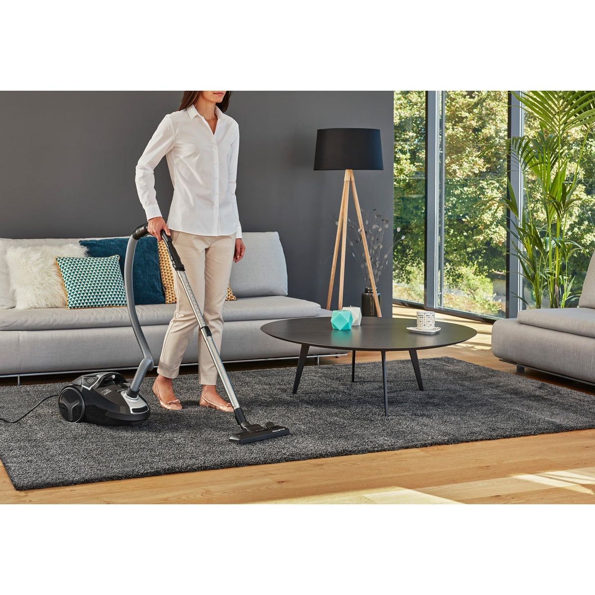 Obh Nordica Dammsugare Compact Power Vacuum Cleaner Bag 750W Vo3985Na