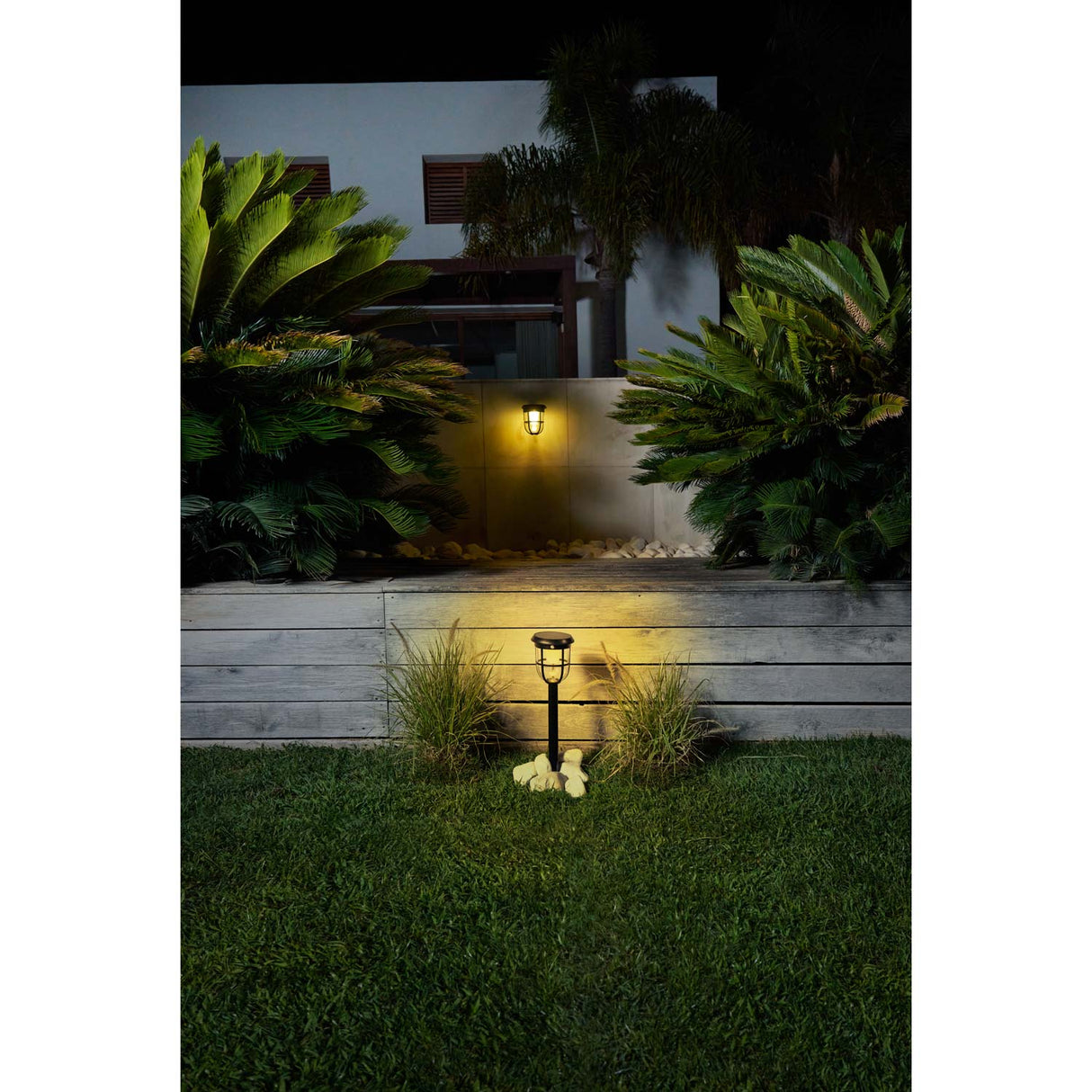 Philips Radii Trädgårdslampa Solcell Ultra Efficient Led 250Lm Svart