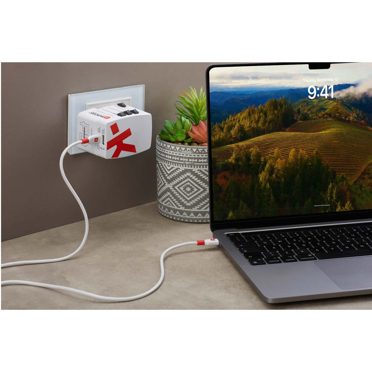 SKROSS Världsreseladdare AC45PD USB-A+USB-C PD 45W Ojordad