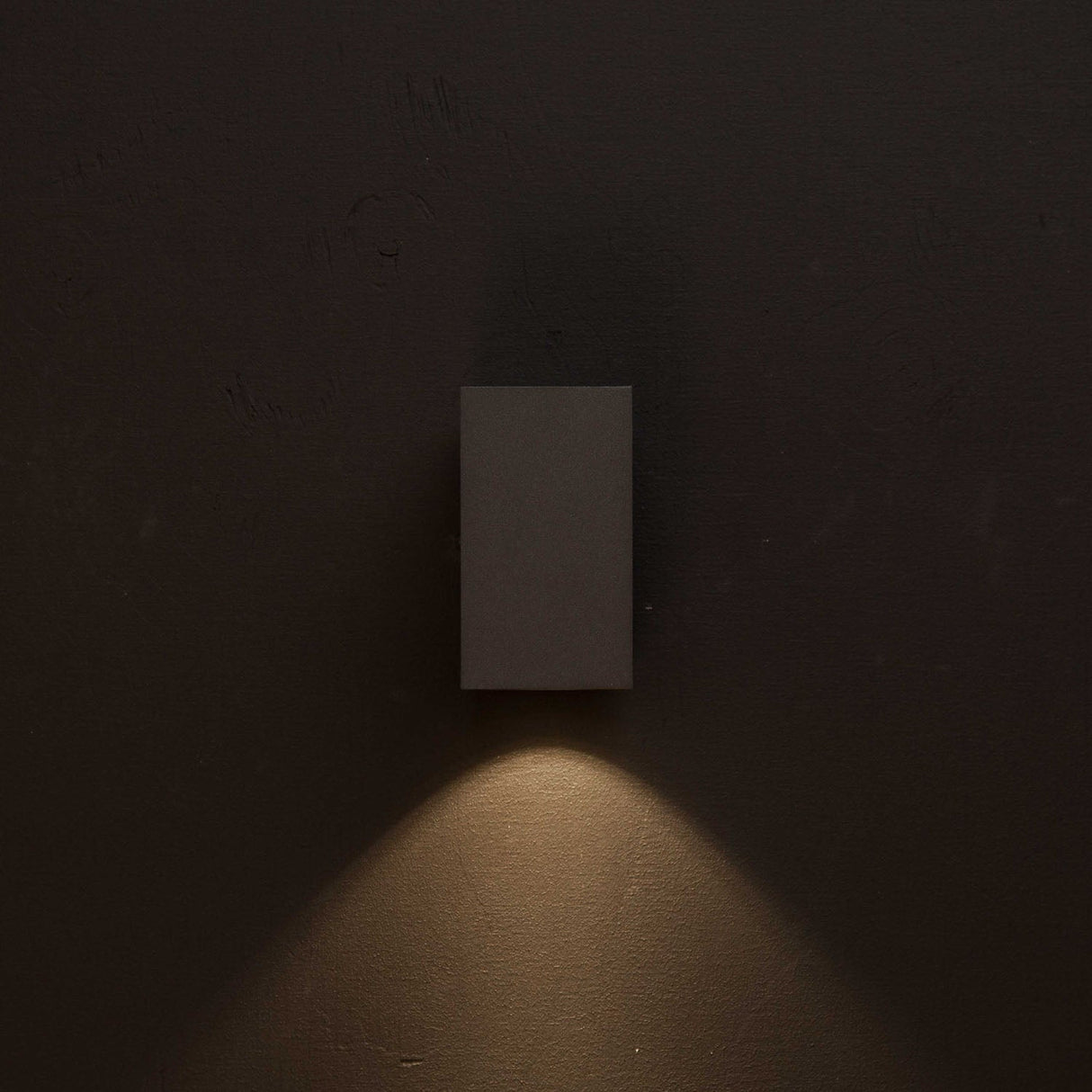 Llitt Mathias I Väggarmatur LED IP65 3000K 3W 290lm Antracit