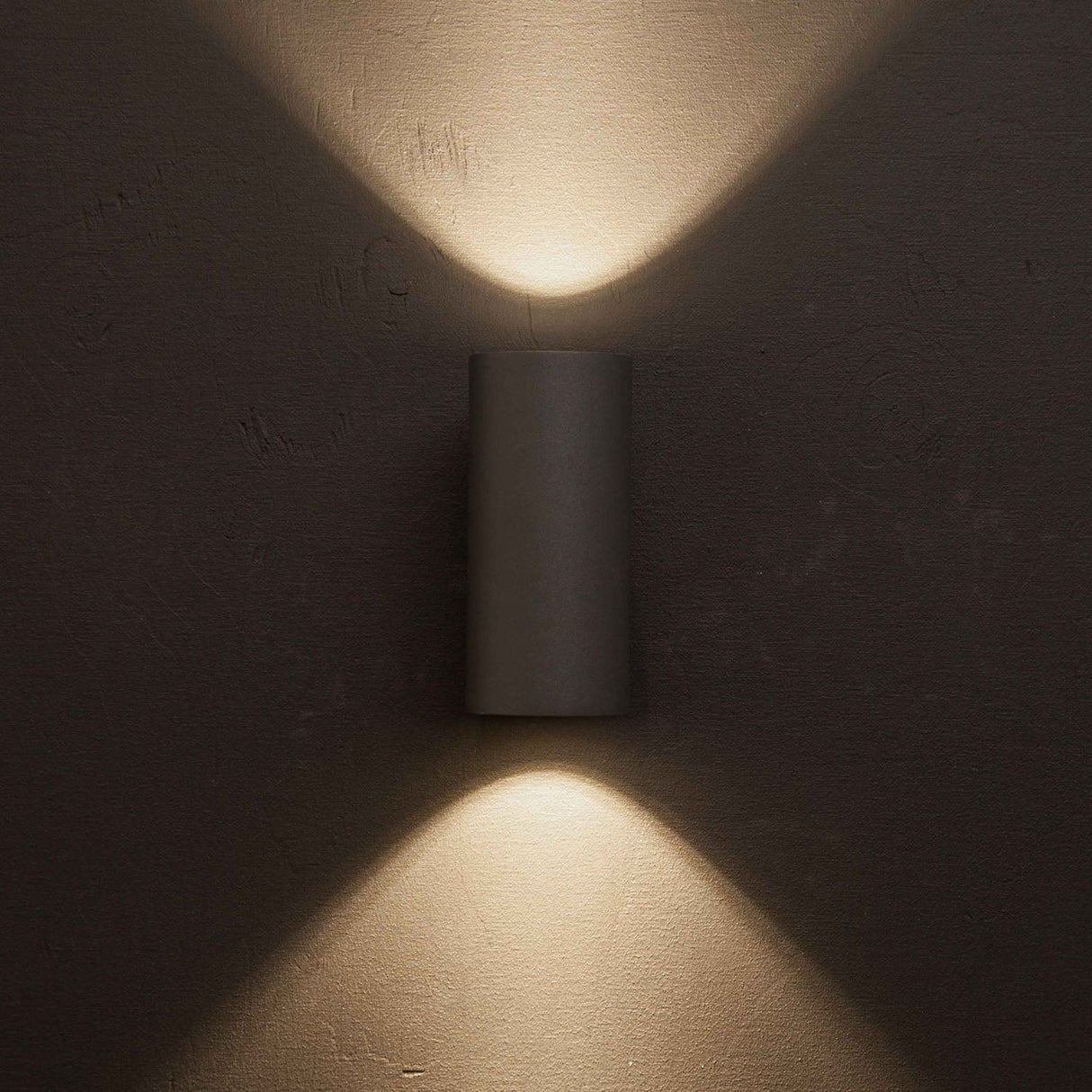 Llitt Erik II Väggarmatur LED IP65 3000K 6W 494lm Antracit