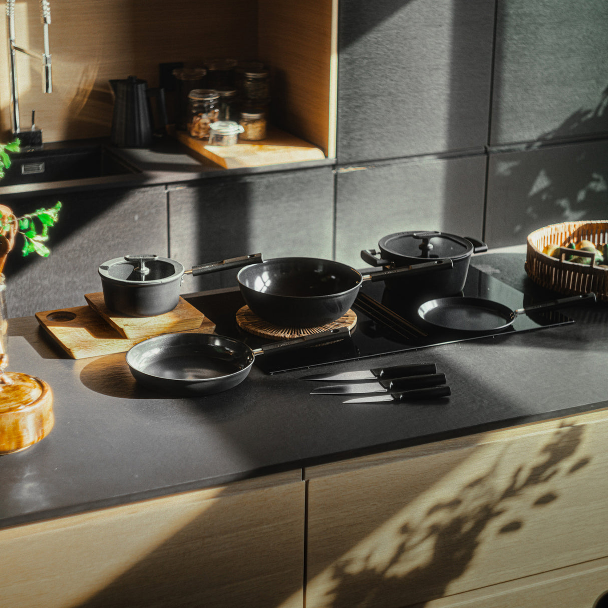 Fiskars Wok Hard Face 28cm/4,5 L  Keramisk  1075523